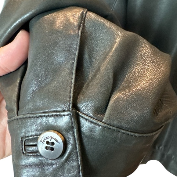 Salvatore Ferragamo Vintage Black Men’s Leather Jacket - Picture 11 of 11